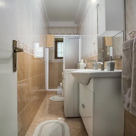 Apartment Karmelo Davorka